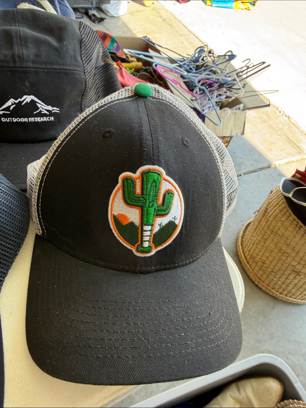 (11) Men's Baseball Caps - Assorted Brands Nike north face billabong bundle. - Picture 9 of 13
